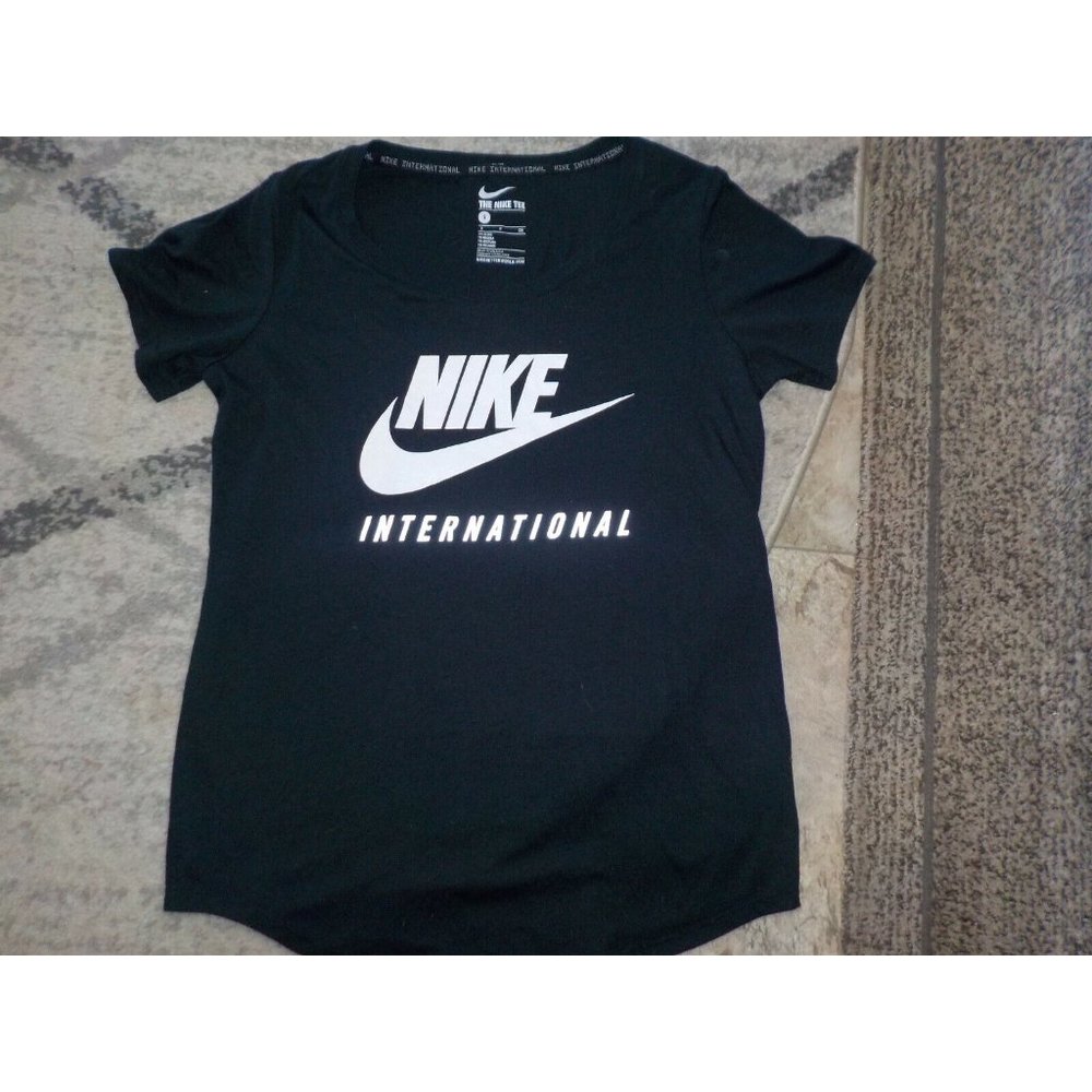 Nike International The Nike Tee Lightweight Crew Black & White Mens